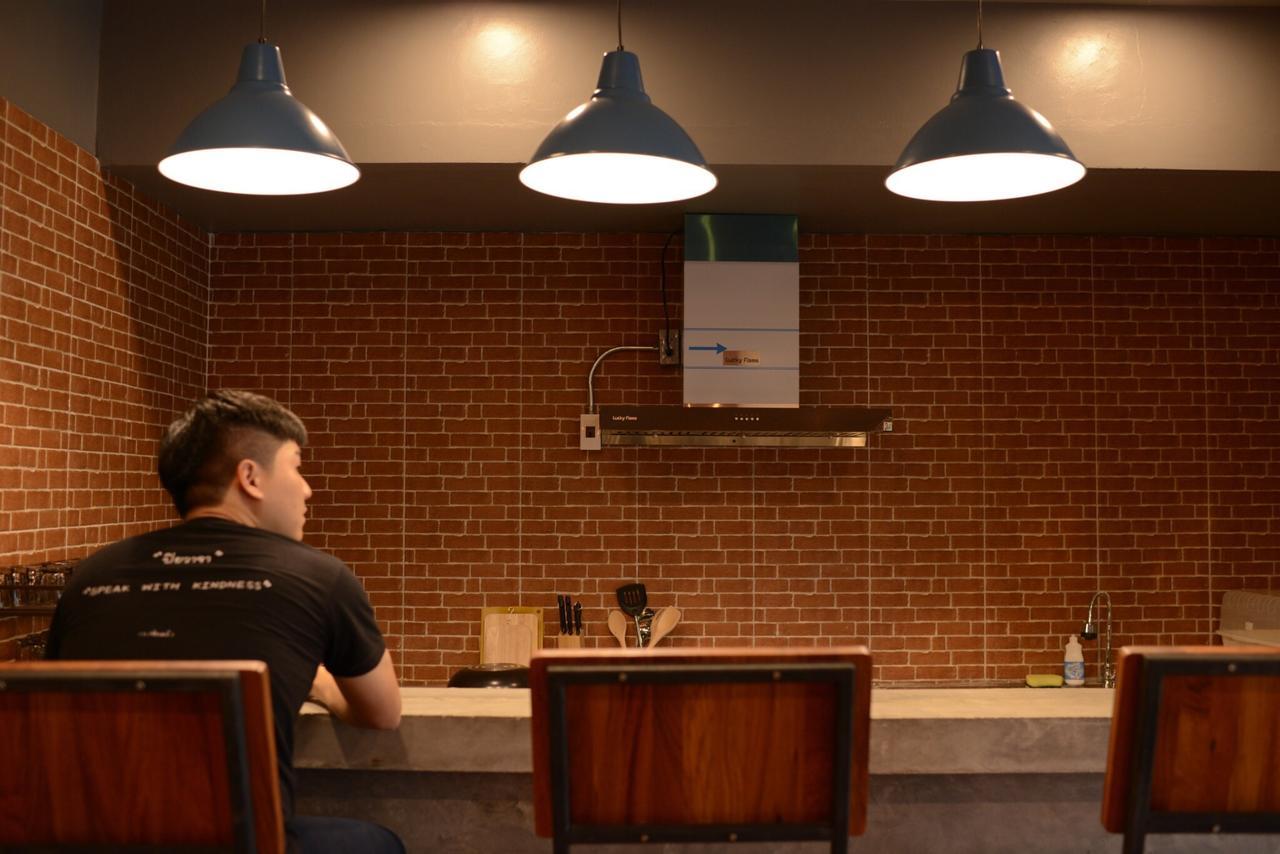 Bed & Bike Hostel เชียงราย ภายนอก รูปภาพ