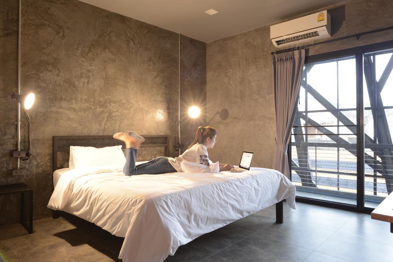 Bed & Bike Hostel เชียงราย ภายนอก รูปภาพ