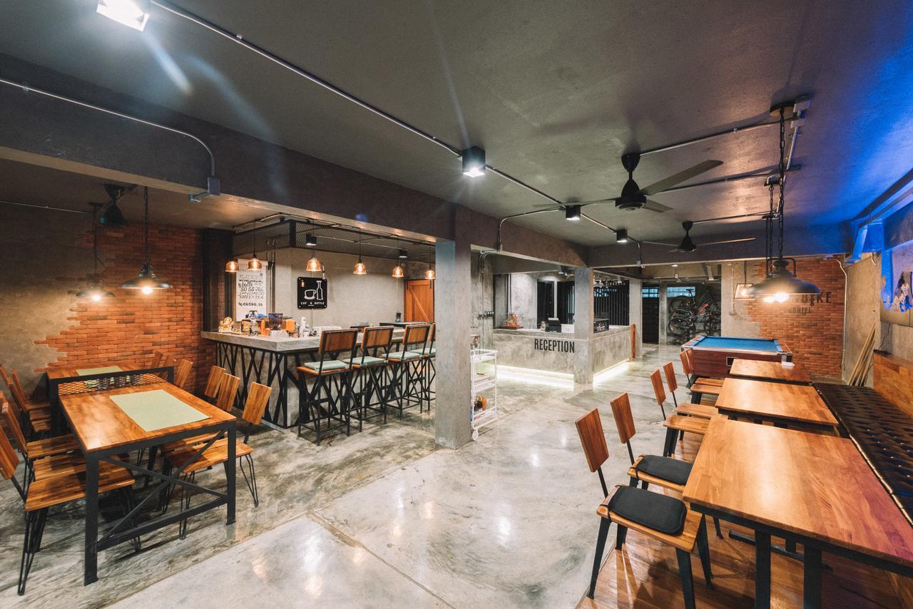Bed & Bike Hostel เชียงราย ภายนอก รูปภาพ