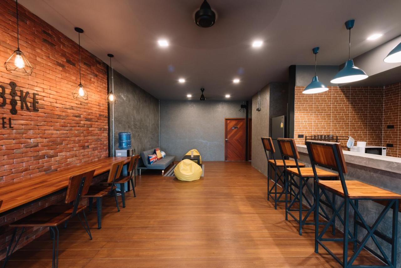 Bed & Bike Hostel เชียงราย ภายนอก รูปภาพ
